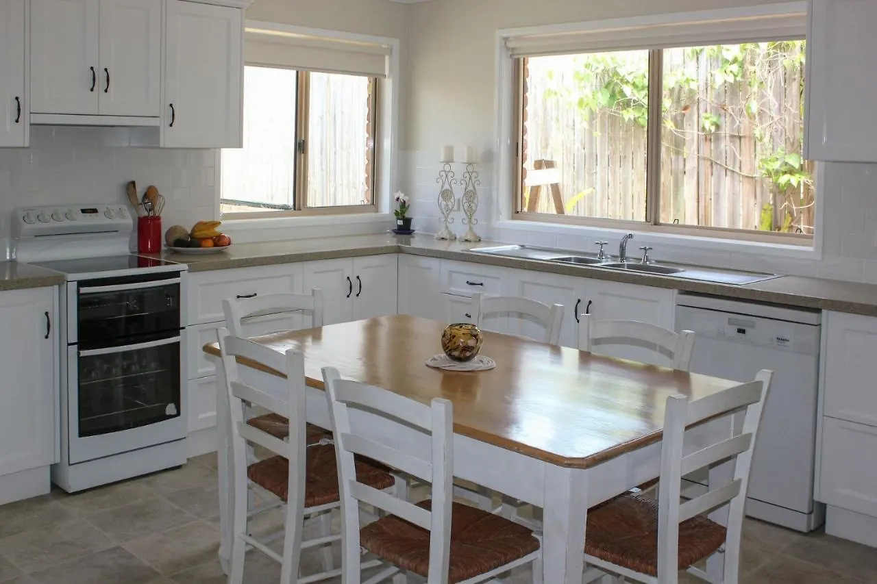 2 51 Carlo Road Rainbow Beach Holiday home