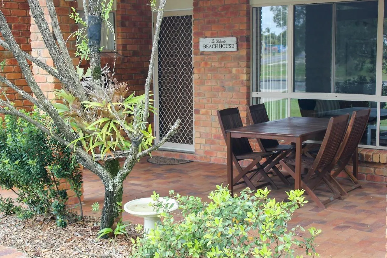 2 51 Carlo Road Rainbow Beach Holiday home